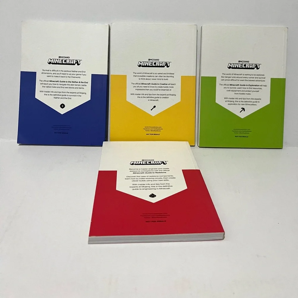 Minecraft Guide Collection Box Set - Picture 3 of 4